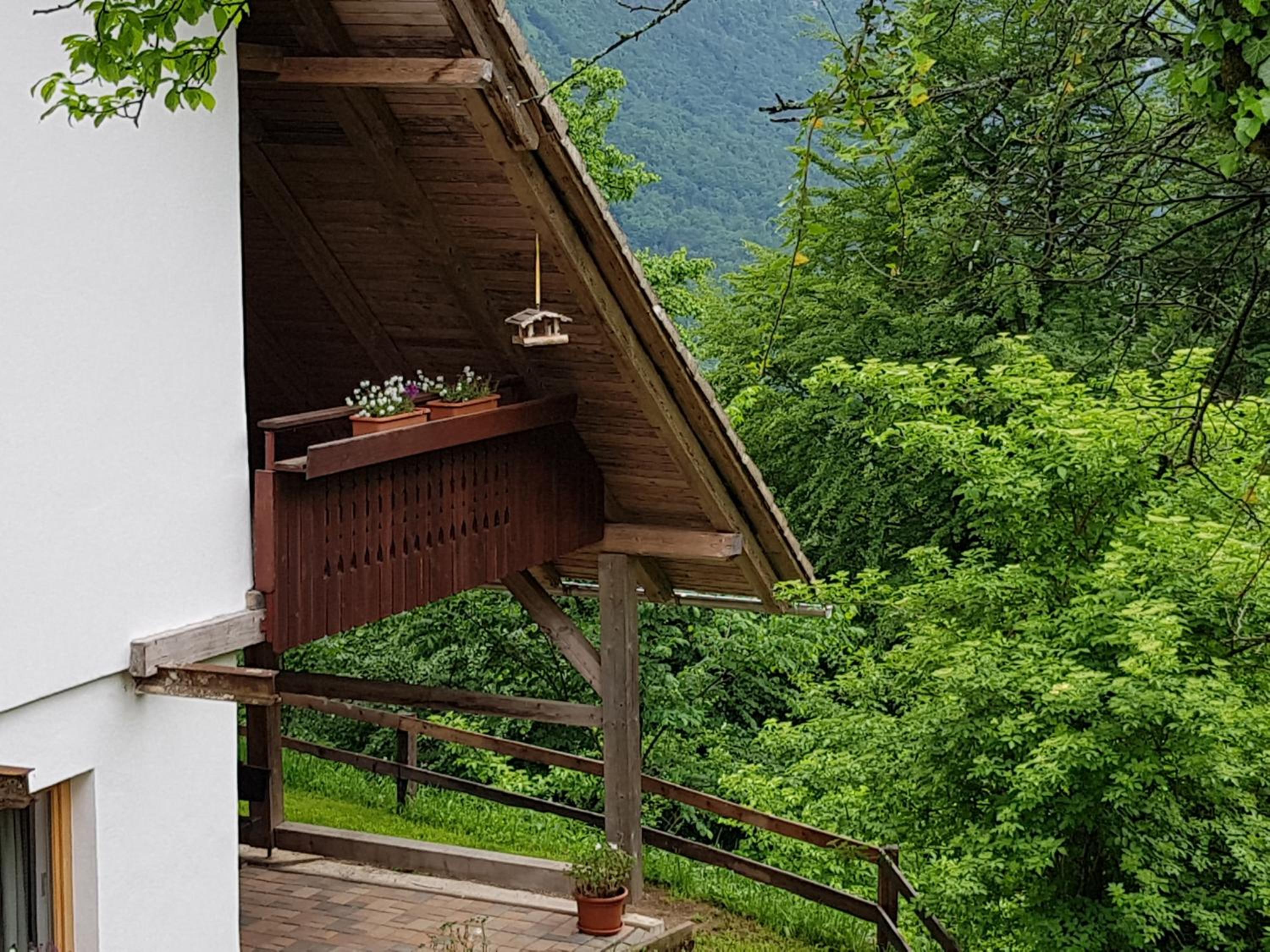 Vaznik Farm House Apartments