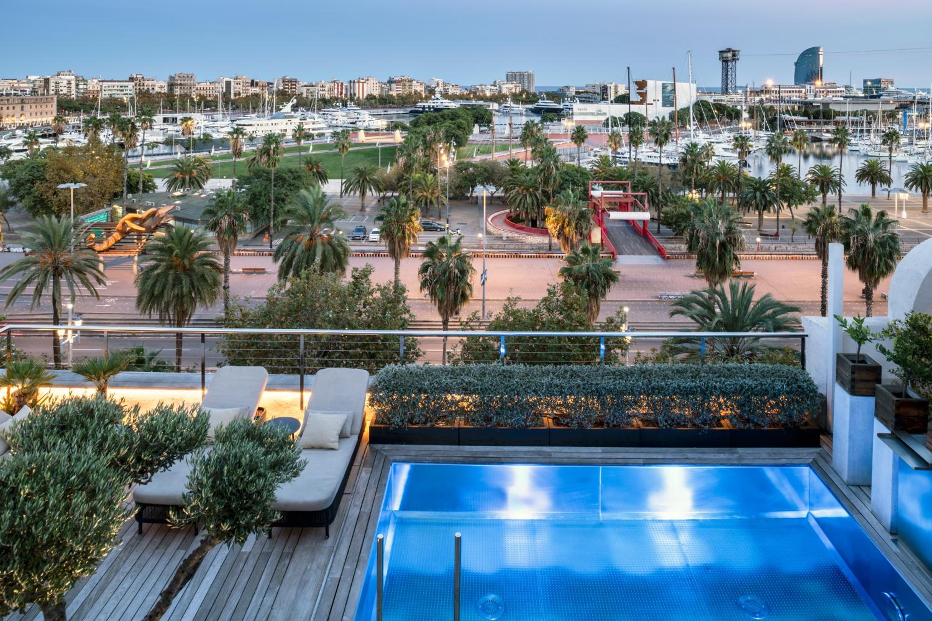 Serras Barcelona, Barcelona — running hotel