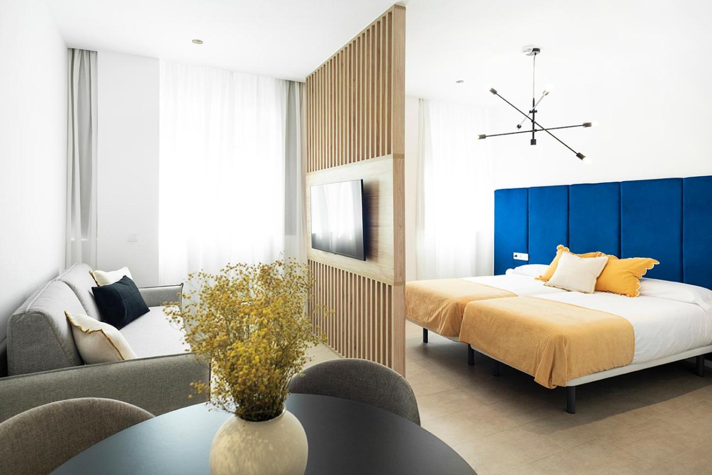 Blanq Marina Suites