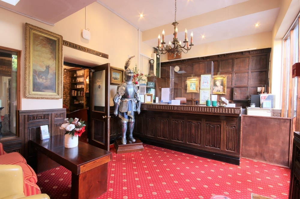 The Crown Hotel 5