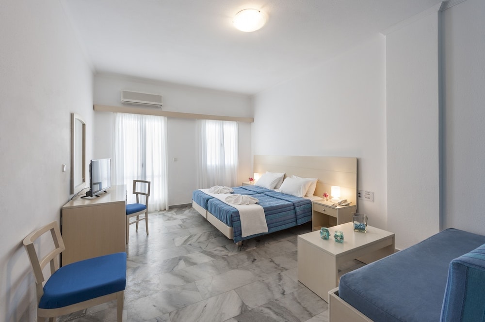 Narges Hotel